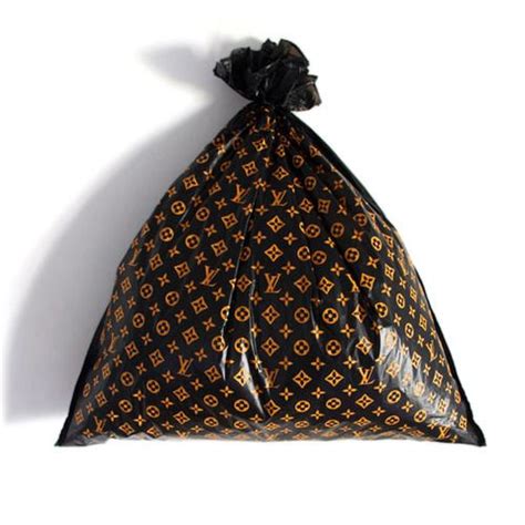 louis vuitton wash bag black|louis vuitton trash bags price.